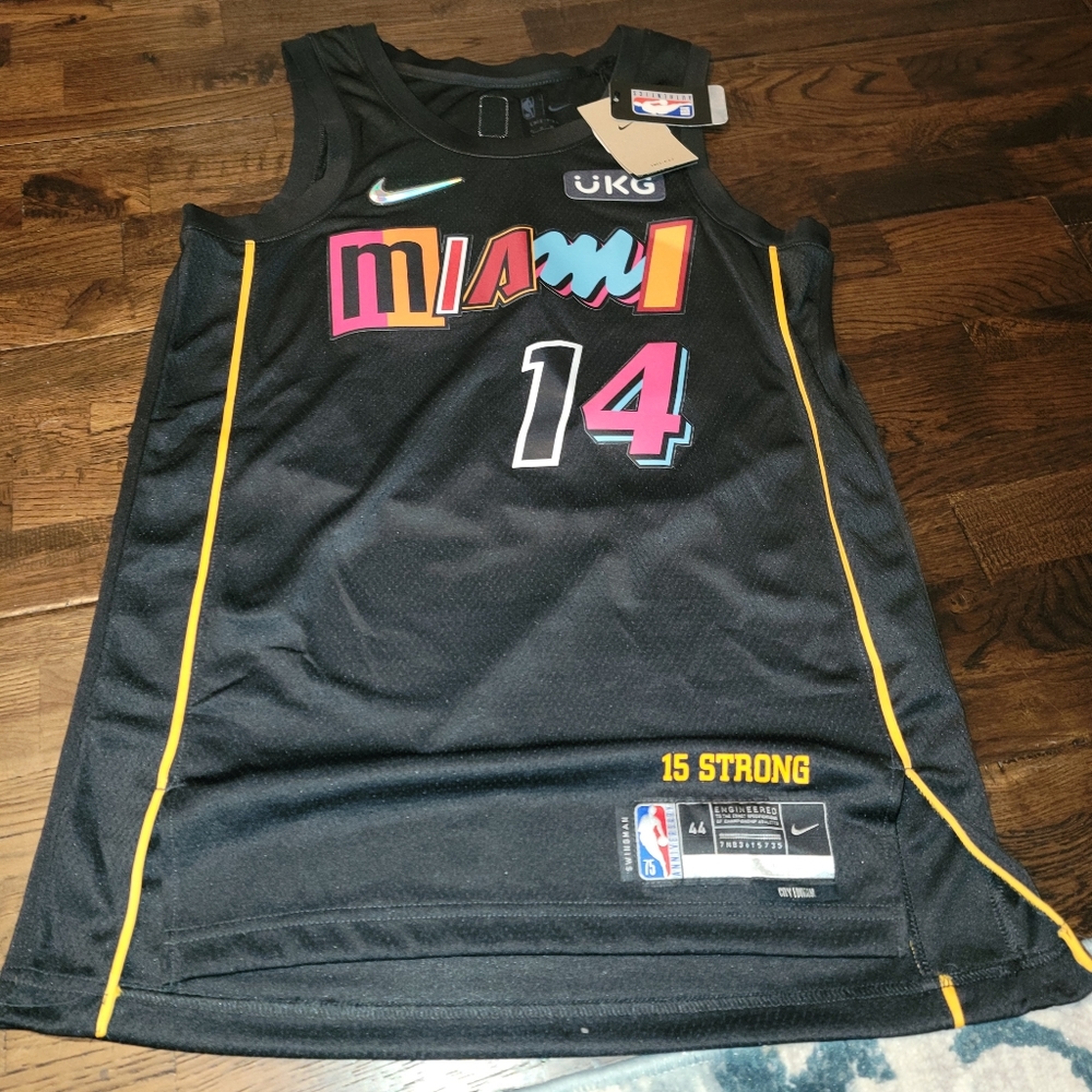 Herro Jersey